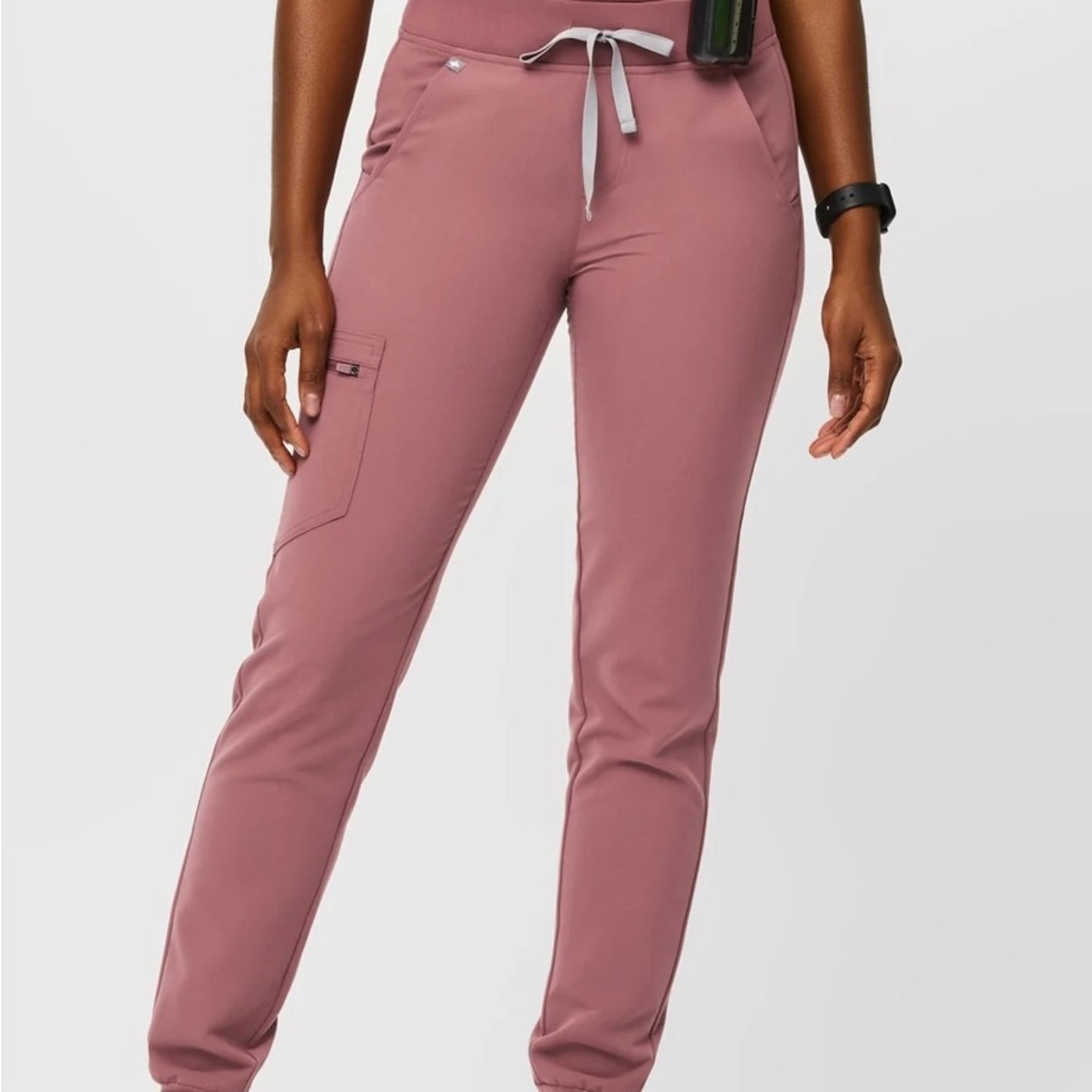 Figs Zamora Joggers size Small in Mauve